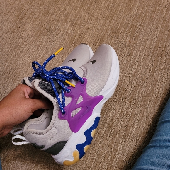 Nike Shoes - Nike presto